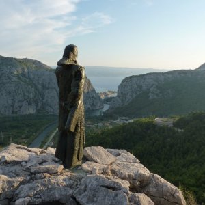 Dalmatien: OMIŠ > Gedenkstätte der Mila Gojsalića