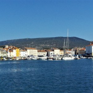 Kvarner: CRES > Blick auf die Stadt.JPG